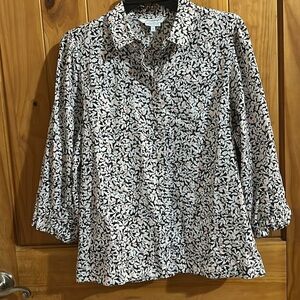 Foxcroft Women’s Heritage Non Iron Button Front puff sleeve
